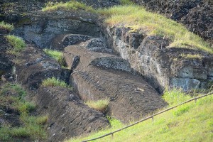 moai-te-tokonga-el-gigante-rano-raraku-isla-de-pascua.jpg